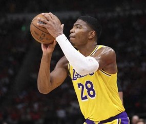 乐鱼体育官网-连续12场！八村塁爆发，创造80年NBA独一无二纪录，合同注定暴涨|湖人|投篮|季后赛|常规赛|小里弗斯_新浪体育_新浪新闻